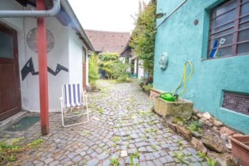 DIETZ: REDUZIERT! Charmantes 2-3 Familienhaus mit viel Platz in Münster/Altheim – Einzelkulturdenkmal! - Außenbereich (635965)