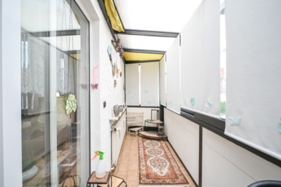 DIETZ: Gepflegtes Einfamilienhaus mit Nebengebäude, Keller und Stellplatzfläche in Groß-Umstadt! - Wintergarten (697308)