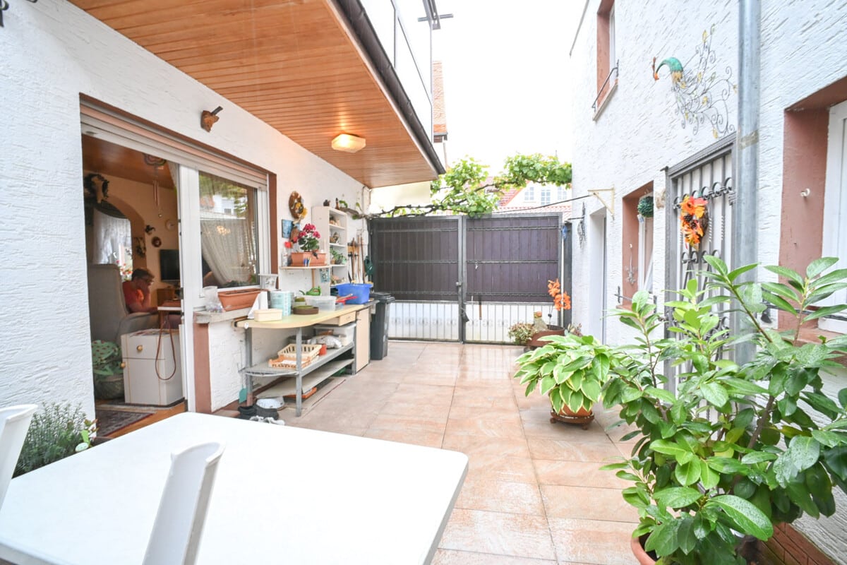 Terrasse/Innenhof EG