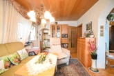 Wohnzimmer EG - DIETZ: Gepflegtes Einfamilienhaus mit Nebengebäude, Keller und Stellplatzfläche in Groß-Umstadt!