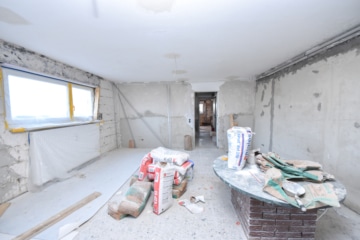 DIETZ: ZWEITER BEZUG nach Sanierung! Einfamilienhaus mit ELW oder Büro, 2 Garagen und Garten - Raum 1 Keller (682409)