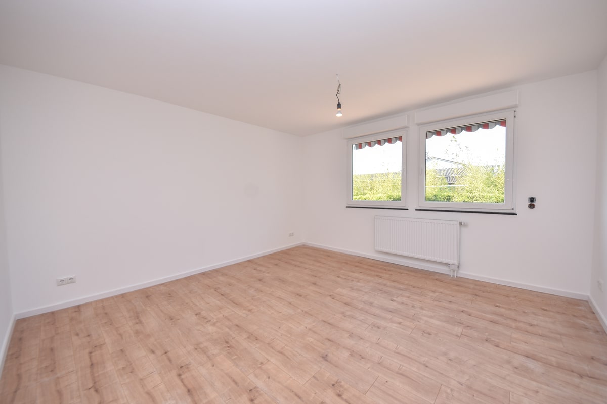 Schlafzimmer 2 von 3 EG