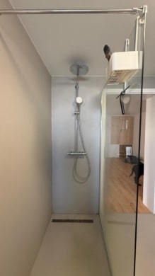 DIETZ: ZWEITER BEZUG nach Sanierung! Einfamilienhaus mit ELW oder Büro, 2 Garagen und Garten - Bad (682405)