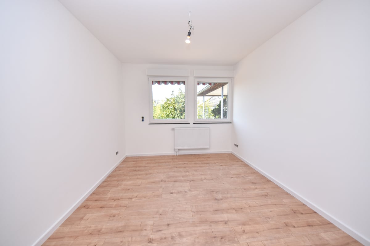 Schlafzimmer 3 von 3 EG