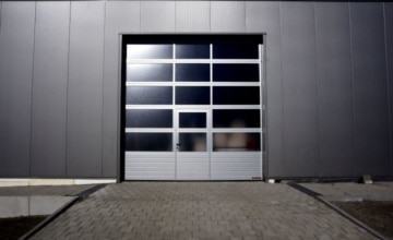 DIETZ: Barrierefreie Einfahrt 4,- VHB pro m² – provisionsfreie Gewerbehalle – Niedrige Nebenkosten! - Rolltor 1 von 3 (633840)