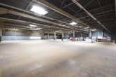 Gewerbehalle - DIETZ: Barrierefreie Einfahrt 4,- VHB pro m² – provisionsfreie Gewerbehalle – Niedrige Nebenkosten!