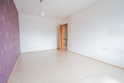 DIETZ: Großes 6-Zimmer-Familienhaus in ruhiger, zentraler Wohnlage in Dieburg! Effizienzklasse A - Schlafzimmer 1 von 4 OG (698135)