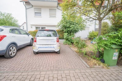 DIETZ: Großes 6-Zimmer-Familienhaus in ruhiger, zentraler Wohnlage in Dieburg! Effizienzklasse A - Außenstellplatz (698155)