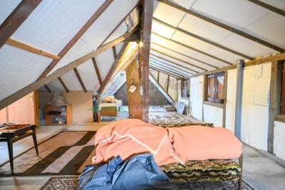 Gepflegtes 2 Familienhaus mit 2 Garagen und großem Garten in Schaafheim – Radheim! - Dachboden (698418)