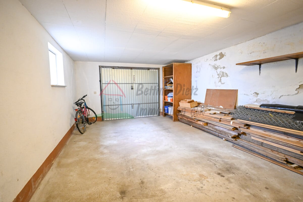 Garage 1