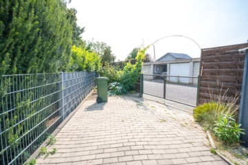 DIETZ**RESERVIERT**Top gepflegtes RMH mit Garten, Stellplatz, Garage und Solaranlage in Groß-Umstadt - separate Einfahrt (638723)