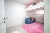 Schlafzimmer OG - Top gepflegtes RMH mit Garten, Stellplatz, Garage und Solaranlage in guter Lage von Groß-Umstadt!