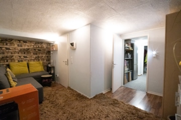 DIETZ**RESERVIERT**Top gepflegtes RMH mit Garten, Stellplatz, Garage und Solaranlage in Groß-Umstadt - Hobbyraum KG (638709)