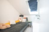 Schlafzimmer DG - Top gepflegtes RMH mit Garten, Stellplatz, Garage und Solaranlage in guter Lage von Groß-Umstadt!