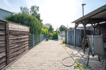 DIETZ**RESERVIERT**Top gepflegtes RMH mit Garten, Stellplatz, Garage und Solaranlage in Groß-Umstadt - separate Einfahrt (638722)