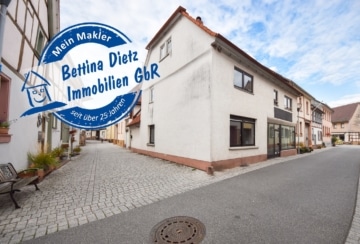 DIETZ: Wohn-und Geschäftshaus mitten in der Babenhäuser Altstadt!, 64832 Babenhausen, Etagenwohnung