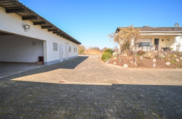 DIETZ: Aussiedlerhof mit großzügigem Wohnhaus und Nebengebäuden in Babenhausen auf über 1,1 ha! - Außenbereich (665678)