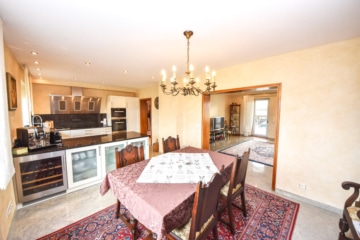 DIETZ: Aussiedlerhof mit großzügigem Wohnhaus und Nebengebäuden in Babenhausen auf über 1,1 ha! - Wohnen Essen Kochen (665696)