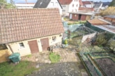 Blick auf Nebengebäude - DIETZ: 2-Familienwohnhaushaus mit ausgebauten Dachgeschoss – Zentrale Lage im Mischgebiet!