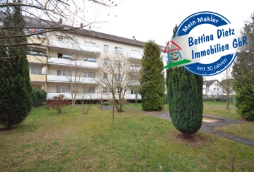 DIETZ: Renovierte 3-Zimmer-Wohnung im 4. Obergeschoss, 64846 Groß-Zimmern, Etagenwohnung