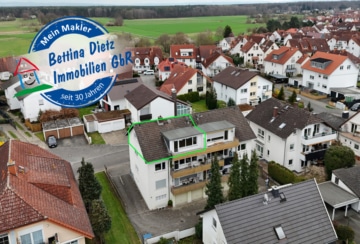 DIETZ: Renovierte 3-Zimmer-Wohnung mit großem WEST-BALKON in ruhiger Wohnlage von Ober-Roden!, 63322 Rödermark, Dachgeschosswohnung