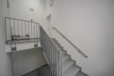Treppenhaus - DIETZ: Moderne 3-Zimmer-Wohnung in Dieburg! mit 2 Tiefgaragenstellplätzen und sonnigem Balkon!