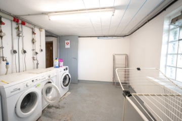 Vermietete 3-Zimmer-Eigentumswohnung im 1. Obergeschoss mit überdachtem Balkon! - Waschküche (638294)