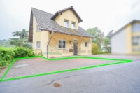2 Außenstellplätze