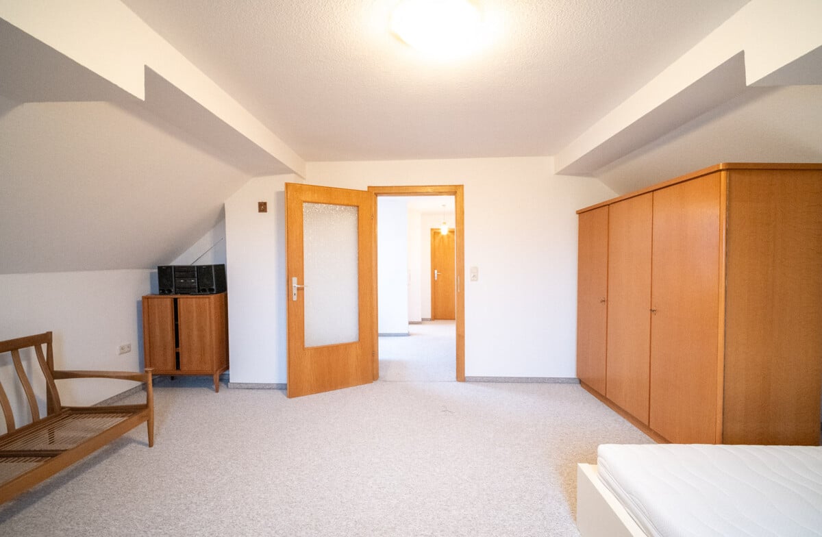 Schlafzimmer DG