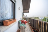 Balkon OG - Großzügiges Zweifamilienhaus mit sonnigem Garten, Terrasse und Garage in idyllischer Feldrandlage