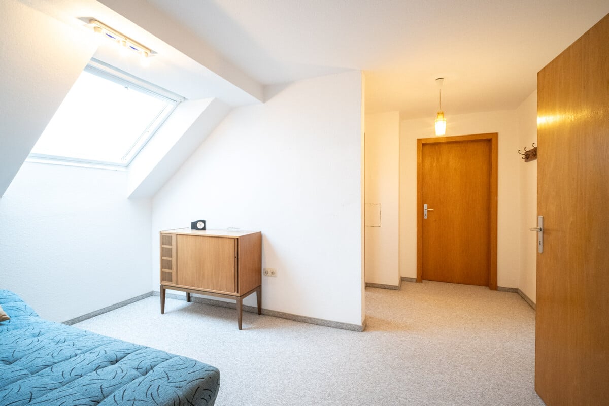 Durchgangszimmer OG
