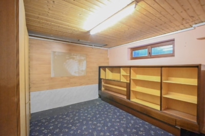 DIETZ: Gepflegte 3,5-Zimmer-EG-Wohnung in Dietzenbach-Steinberg! mit Garage und zwei Wintergärten! - Lagerraum 2 von 2 KG (697204)