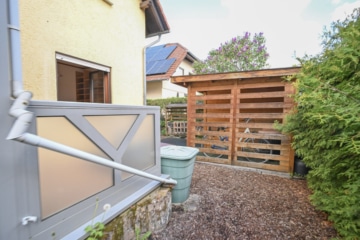 DIETZ: Gepflegte 3,5-Zimmer-EG-Wohnung in Dietzenbach-Steinberg! mit Garage und zwei Wintergärten! - Hinterhof (678588)