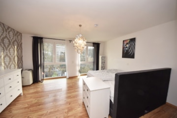 DIETZ: Junges Familienhaus mit 837 m² großen, idyllischen Waldgrundstück in Laufach! - Schlafzimmer 1 von 4 (678075)