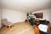 Schlafen 4 Büro Spielzimmer UG - DIETZ: Junges Familienhaus mit 837 m² großen, idyllischen Waldgrundstück in Laufach!
