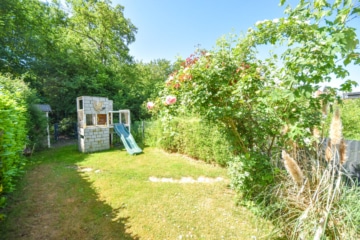 DIETZ: Junges Familienhaus mit 837 m² großen, idyllischen Waldgrundstück in Laufach! - Garten (681998)