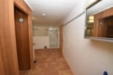DIETZ: Bungalow mit großer Terrasse und Garten! Nebenkostenpauschale nur 250,-€ Pauschal inkl. Strom/Heizung! - Bad 2 mit Dusche