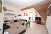 Wohnzimmer - DIETZ: 2-Zimmer-Wohnung im 4. Obergeschoss- Einbauküche bei Bedarf – kein Balkon kein PKW-Stellplatz