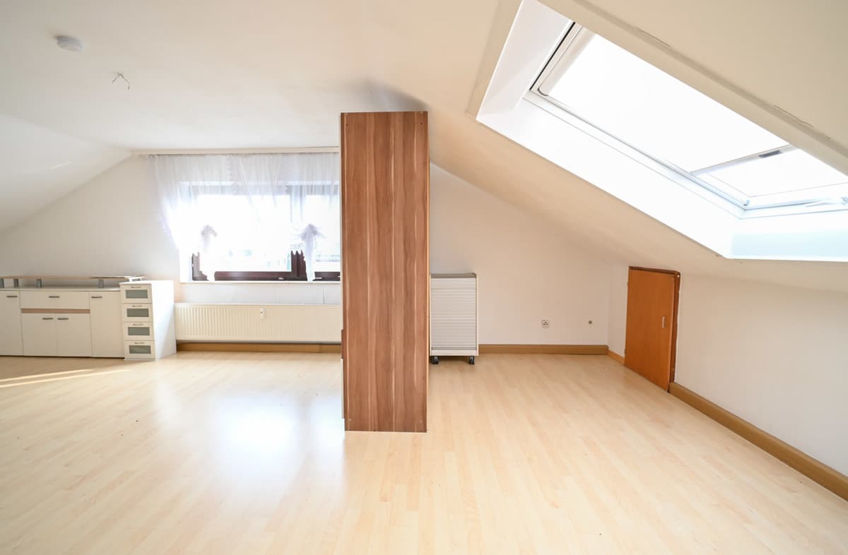 Schlafzimmer DG