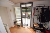 UG Wohnungseingang - DIETZ: 2 bis 3 Familienhaus mit schönem Blick, Doppelgarage in Waldrandlage! 1 Wohneinheit frei!