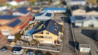 Luftbild - ***VERKAUFT***DIETZ: Einzigartiges Architektenhaus mit Einliegerwohnung, Pool und Gewerbehalle