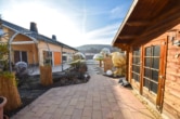 Außenanbereich - ***VERKAUFT***DIETZ: Einzigartiges Architektenhaus mit Einliegerwohnung, Pool und Gewerbehalle