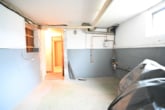 Lagerfläche - NEU-RENOVIERTE 3-Zi – Landhauswohnung im 3-Familienhaus mit Balkon, EBK und Kellerraum!