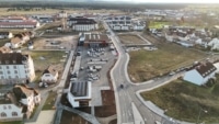 Neuer Rewe-Supermarkt und Frühstückscafe
