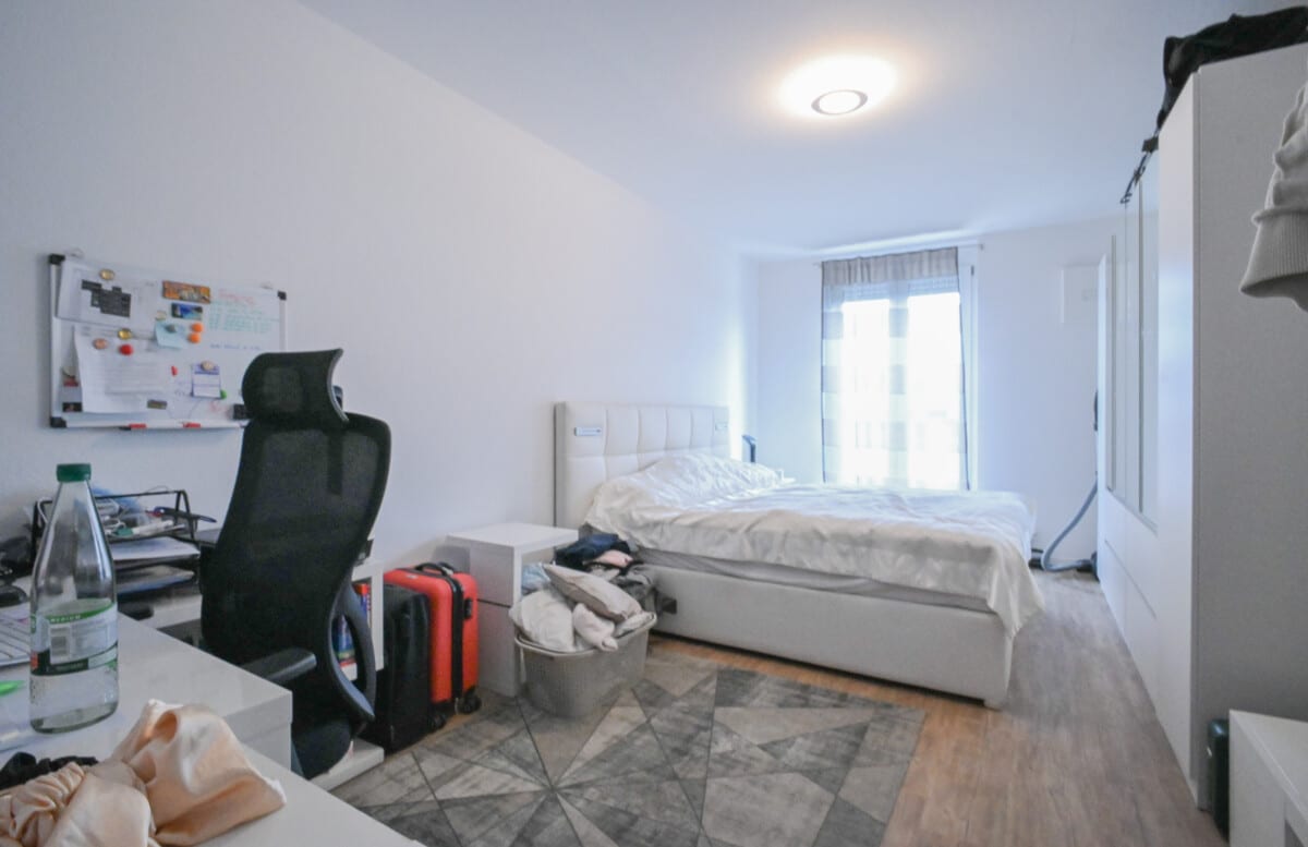 Schlafzimmer 1 von 3