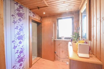 DIETZ: 2 Wohnungen! Haupthaus mit 110qm + Nebengebäude mit 54m² in zentraler Lage von Münster! - Flurbereich DG (697858)