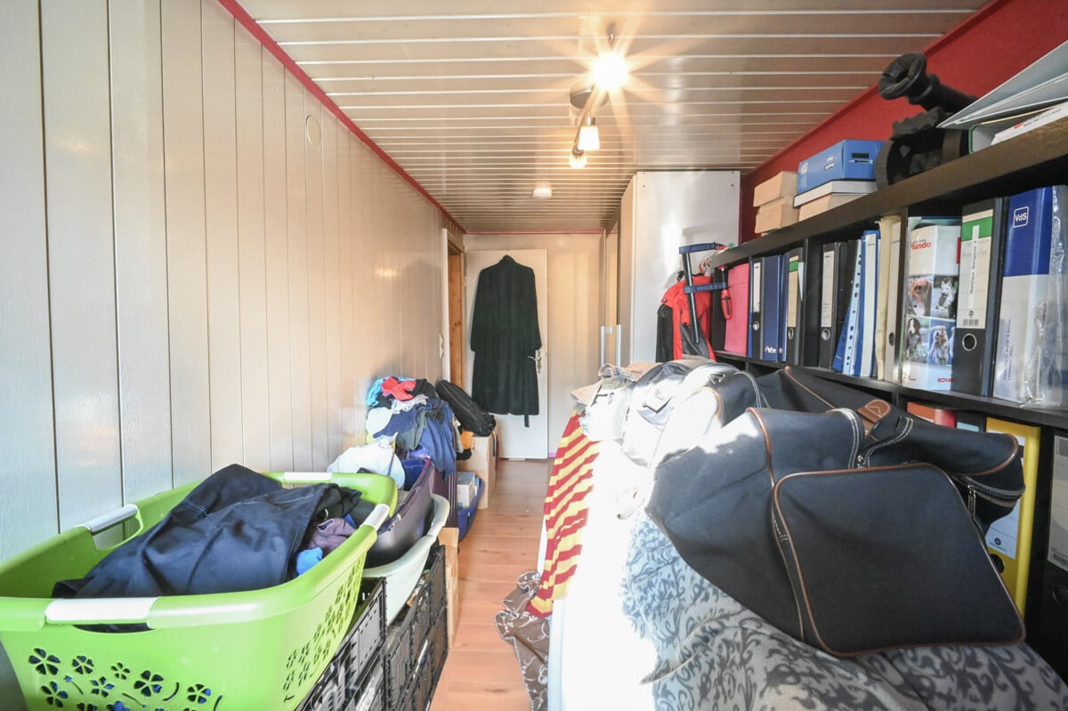Schlafzimmer 2 DG