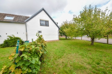 DIETZ: Gepflegtes Fachwerkhaus mit Garten, kleinem Nebengebäude im Babenhausen OT Harpertshausen! - eigener Garten (643345)