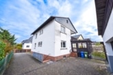 DIETZ: Tolles 2-Familienhaus in beliebter Wohngegend von Babenhausen! Doppelgarage und Garten! - Hofbereich