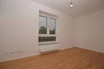 DIETZ: Gepflegte 3-Zimmer-Wohnung im 4. Obergeschoss – Frankfurt – GALLUS - Schlafzimmer 2 Fenster siehe Grundr (667733)